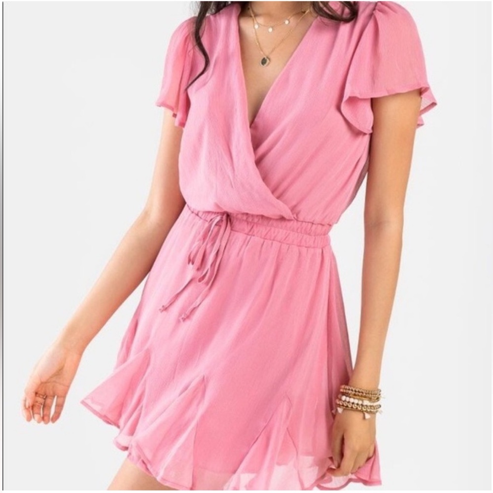 Francesca’s Gianne Godet Mini Dress | Mauve Pink | V Neck | Cinched Waist